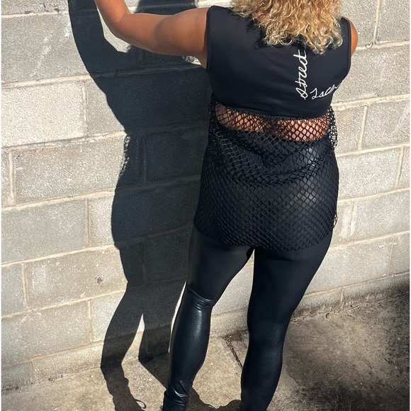 Faye Tank - Picture 2 of 4